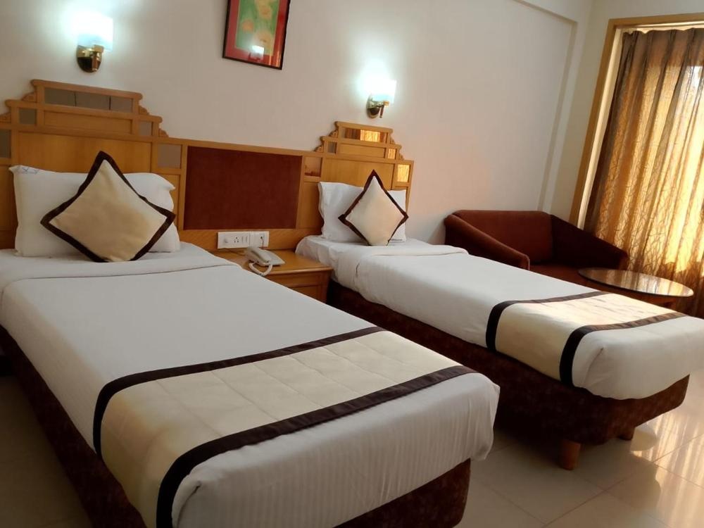 Room image 3